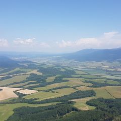 Flugwegposition um 12:35:12: Aufgenommen in der Nähe von Okres Humenné, Slowakei in 652 Meter